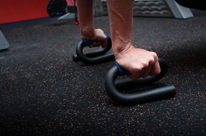 Thanh chống đẩy